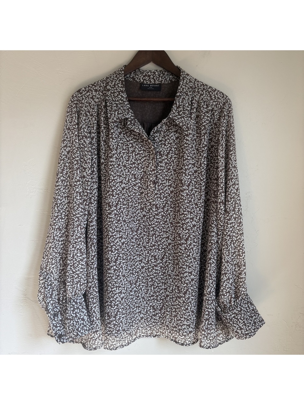 Lane Bryant Sheer Chiffon Blouse Womens 26 28 Brown White Floral Lined Top EUC
